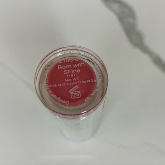 M2ü NYC Moisturizing Lipstick in Born Whit Shine 4g - Picture 6 of 6